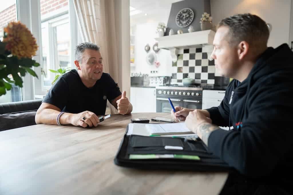 Gesprek over een cv-installatie